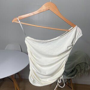 Perfect asymetric white top